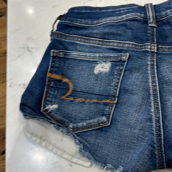 American Eagle Shortie Size 2 Denim Distressed Jean Shorts - Picture 8 of 10